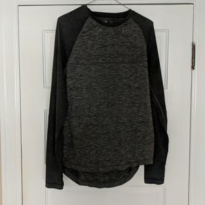 American Eagle athletic shirt